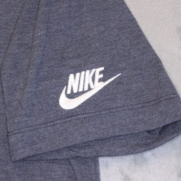 New England Patriots Short Sleeve Crew Neck Tee Men's - Picture 6 of 10